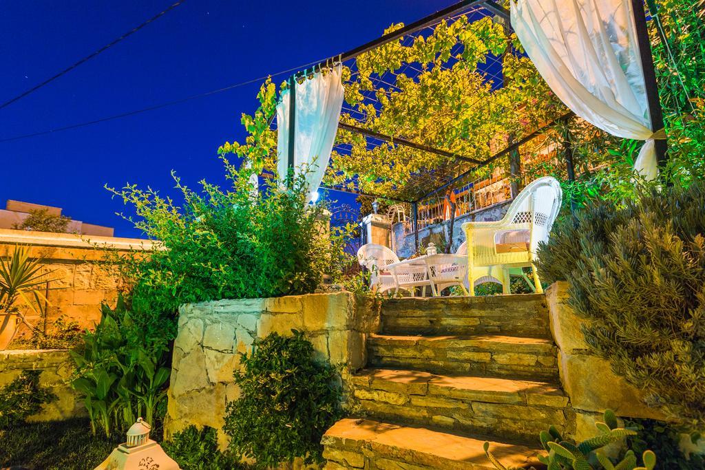 Cunda Esen Hotel Ayvalik Bagian luar foto